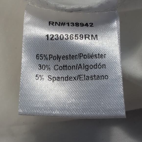 On 12th Women’s Graphic Embellished Tee XL White Beaded Neckline Street Style - Picture 9 of 11